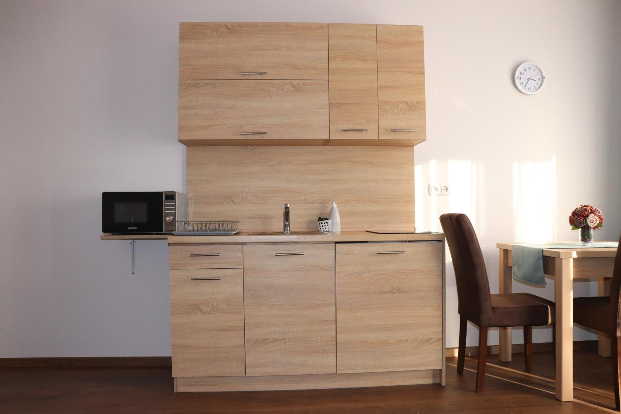 Liget Apartmanhaz Кехидакустани Экстерьер фото